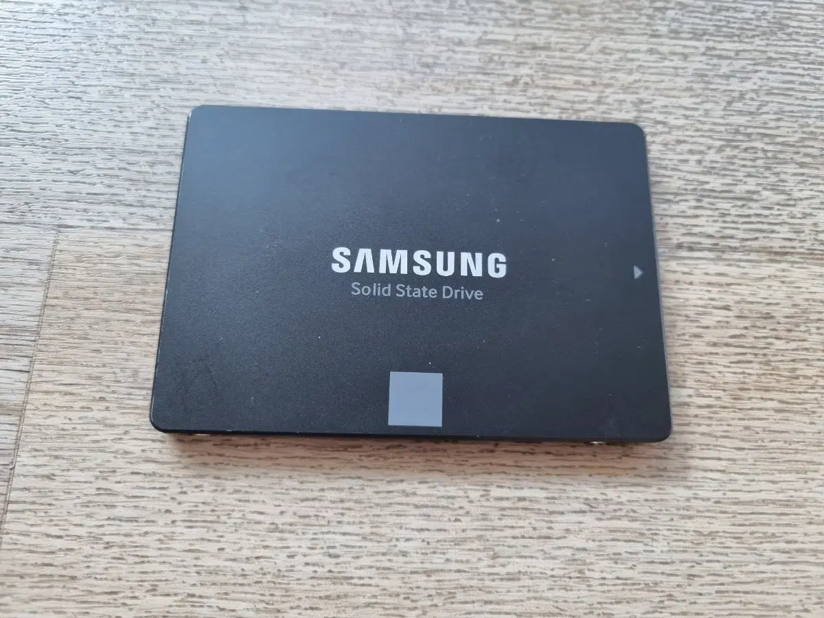 삼성 SSD 500GB 팝니다