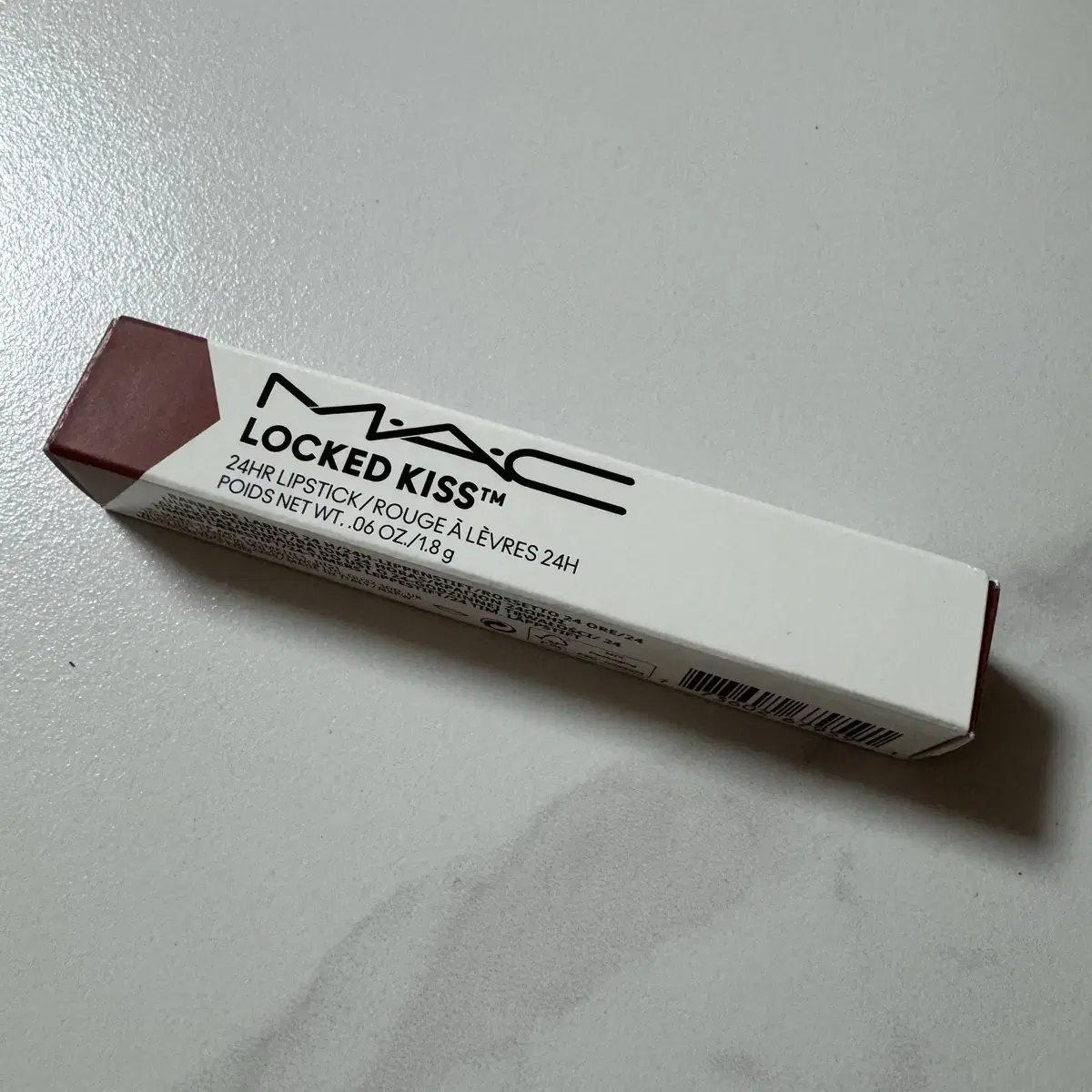 MAC LOCKED KISS 립스틱