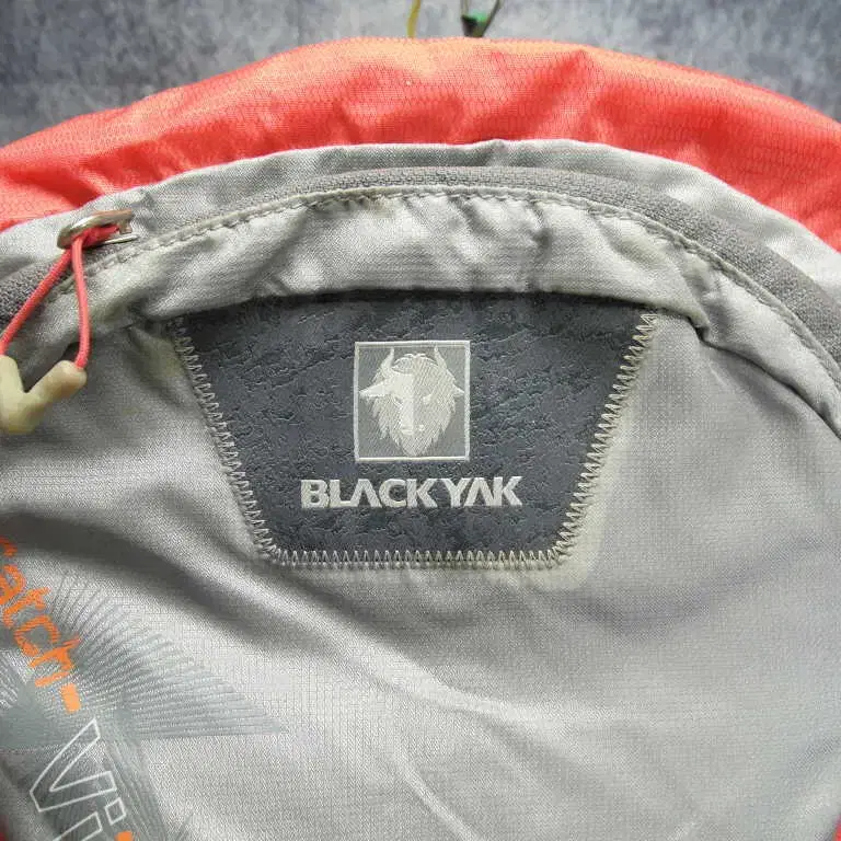 y5-473/블랙야크 BLACK YAK 등산배낭 여행 캠핑 백팩 28L