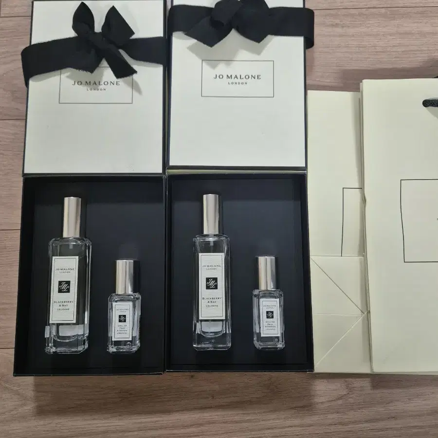 조말론 블랙베리앤 베이30ml+잉글리쉬 페어앤 프리지아9ml 세트 팝니다