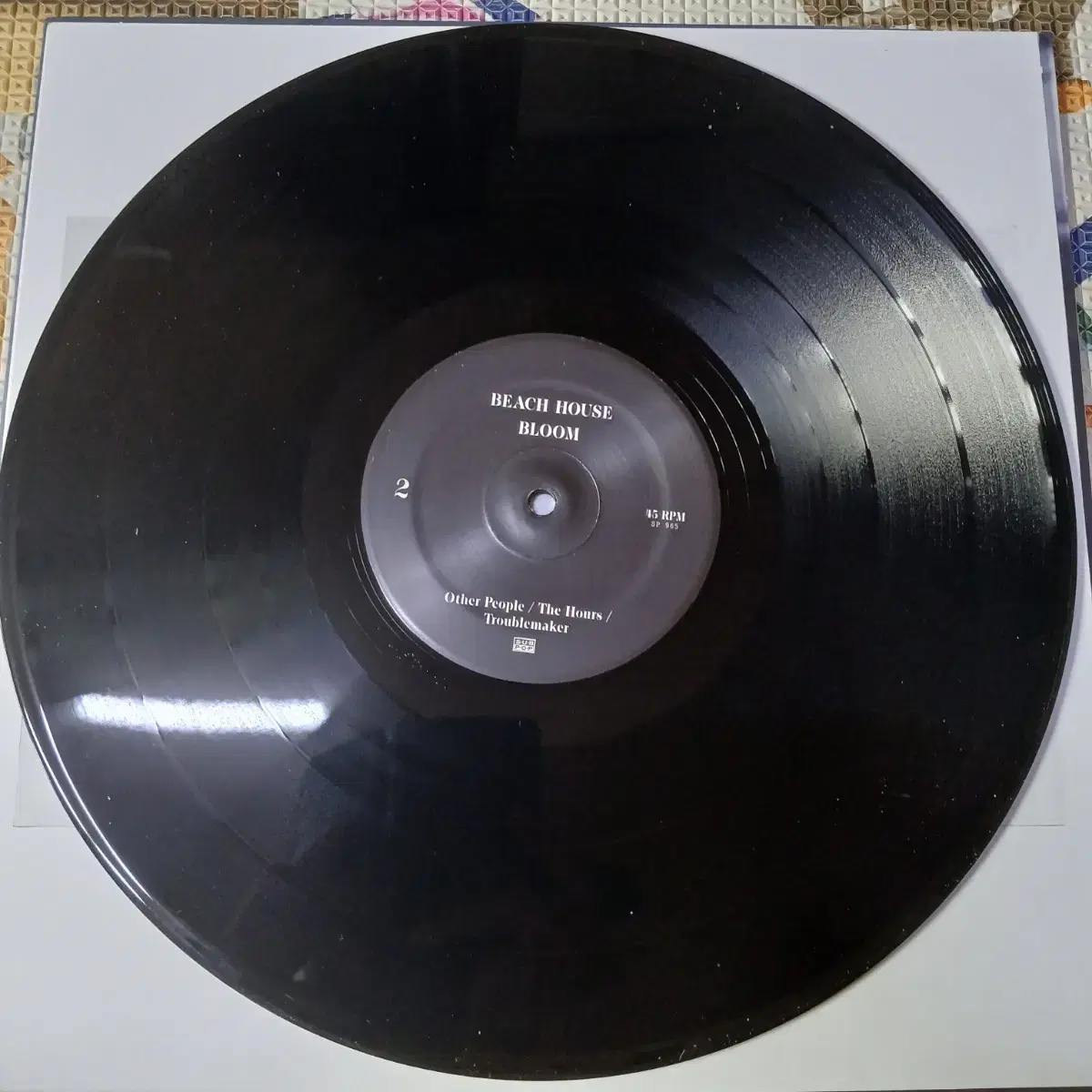 Lp중고 BEACH HOUSE - BLOOM 2LP 음반 판매합니다.