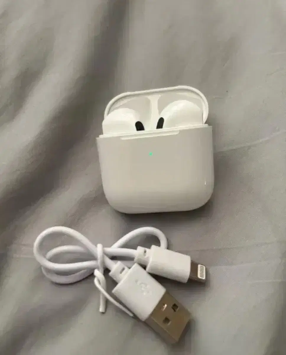 AirPods Pro 4 New