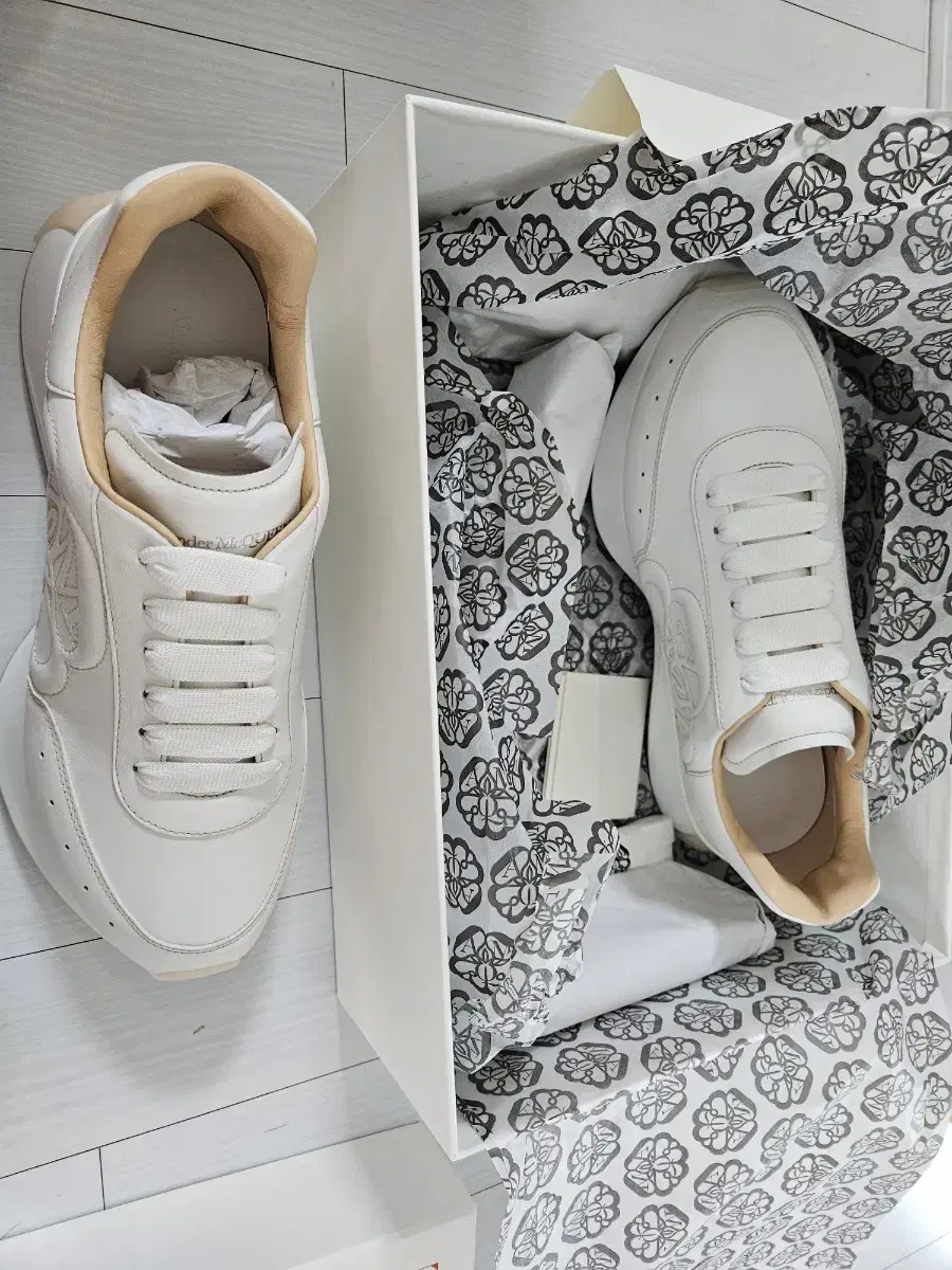 Alexander McQueen Sprint