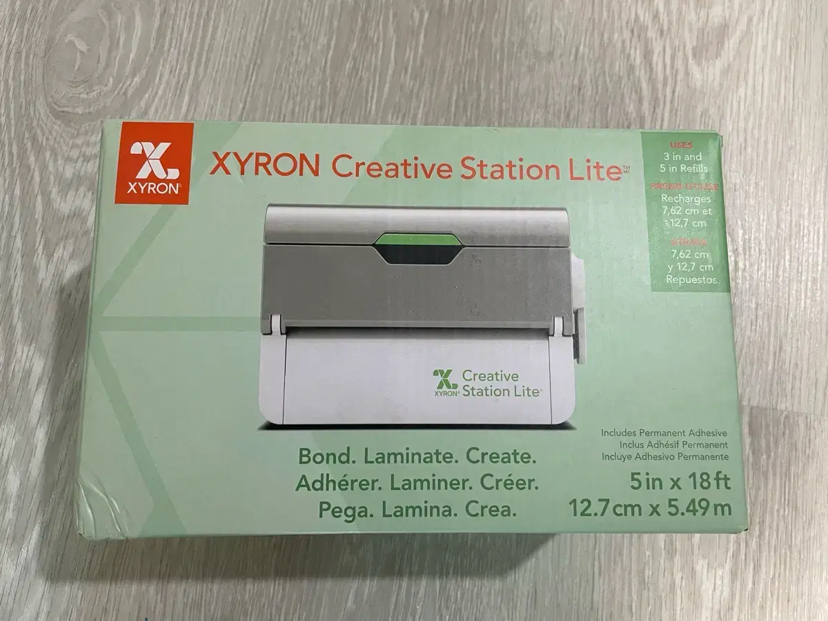 자이론 크리에이티브 스테이션 라이트 Xyron Creative Stati