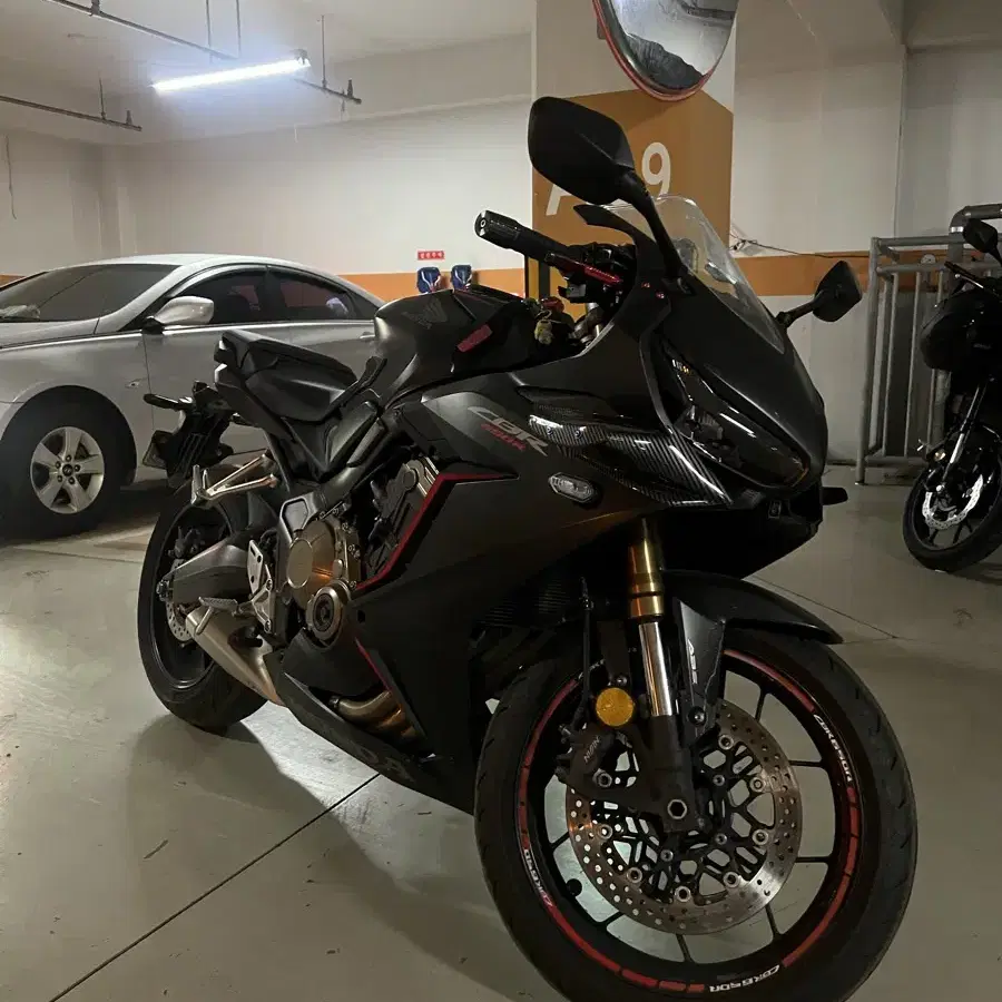 CBR650R