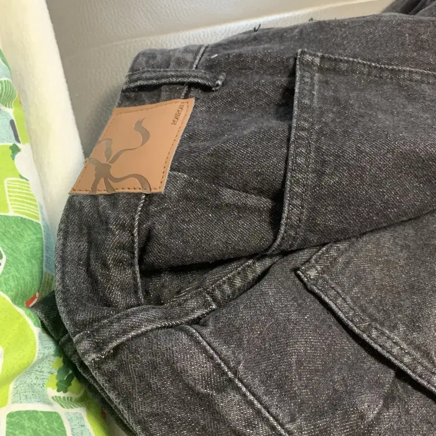 론론 WIDE DENIM 데님팬츠 블랙