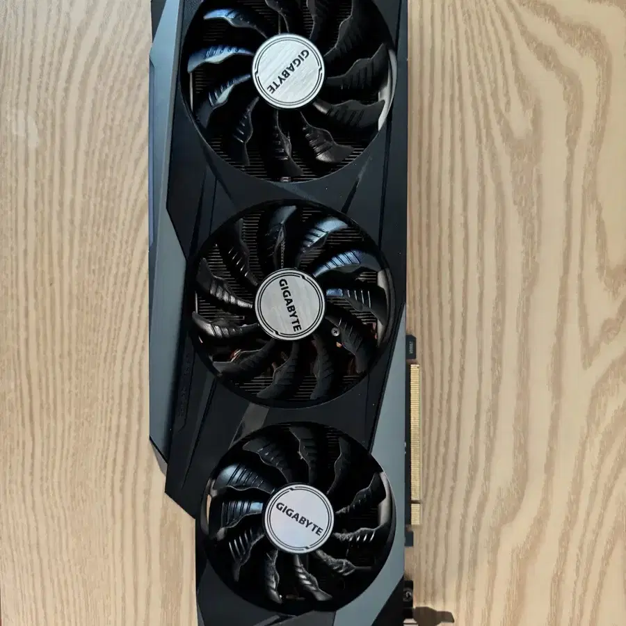 기가바이트 rtx 3080 12gb