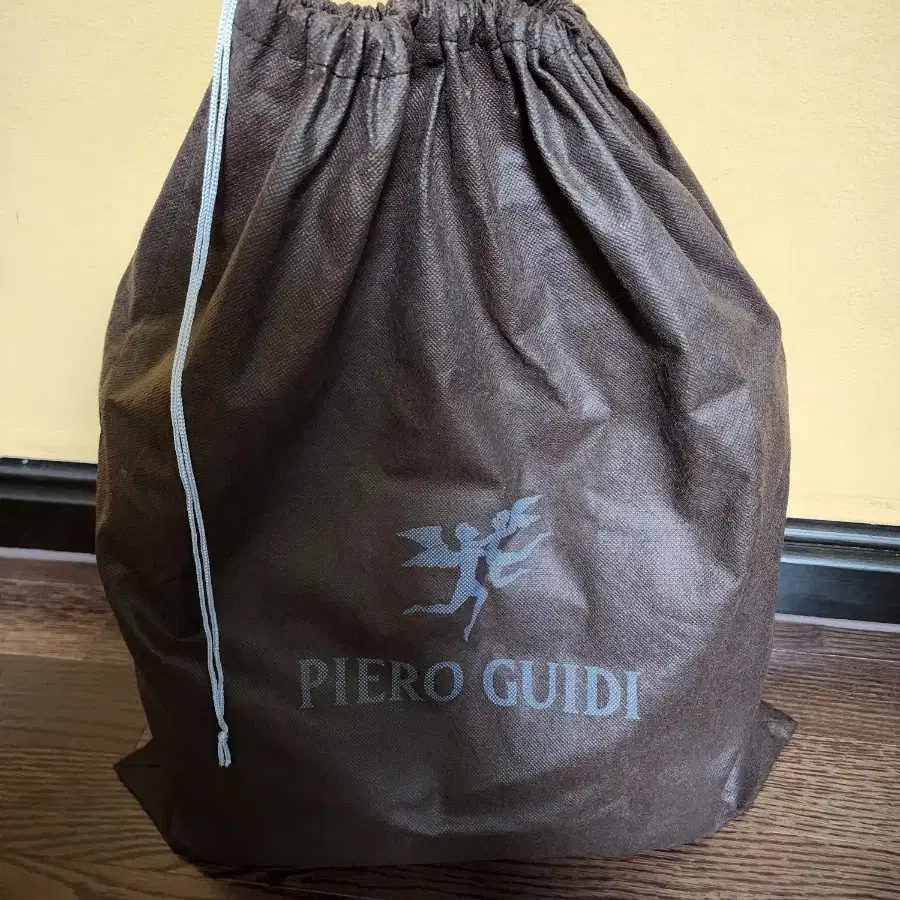 PIERO GUIDI 유럽가방