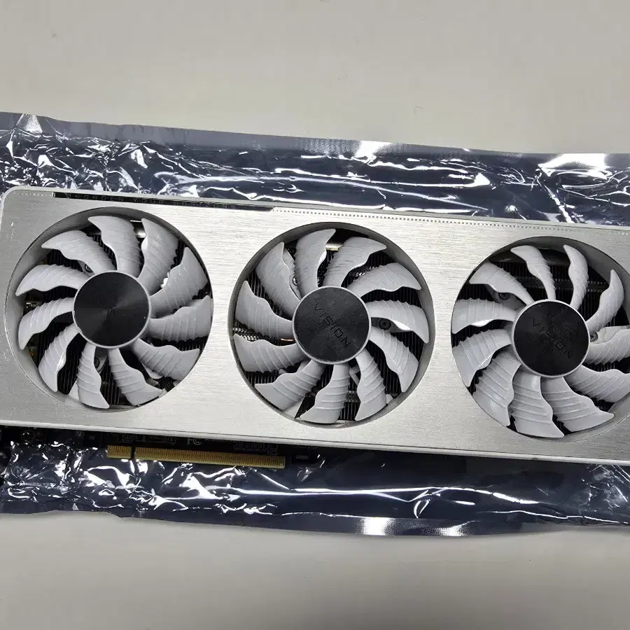 비젼 rtx3070 화이트 판매