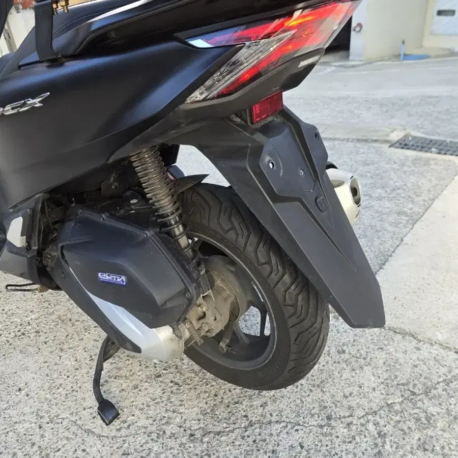 부산 22년식 pcx125 판매합니다