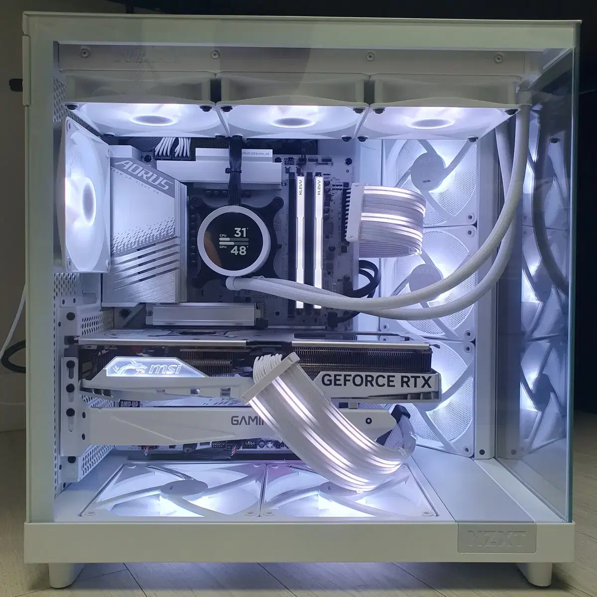 i7-14700K+RTX4070Ti SUPER 고사양 컴퓨터 화이트본체