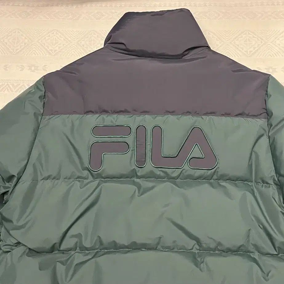 필라 FILA 빅로고 패딩