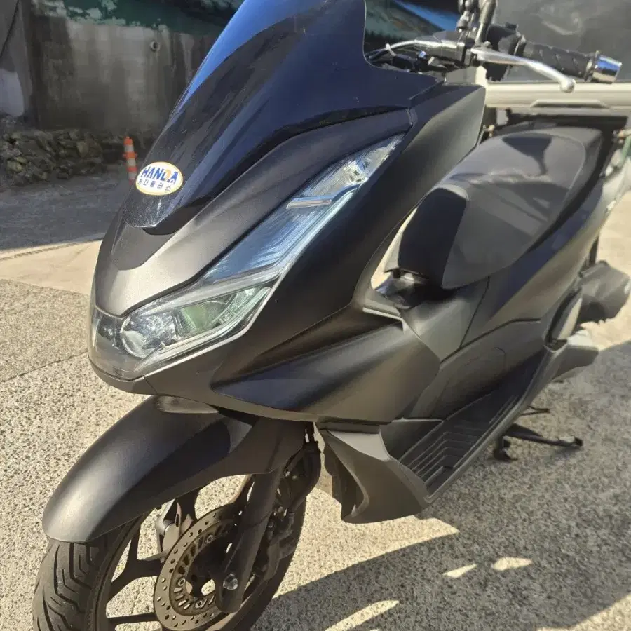 부산 22년식 pcx125 판매합니다