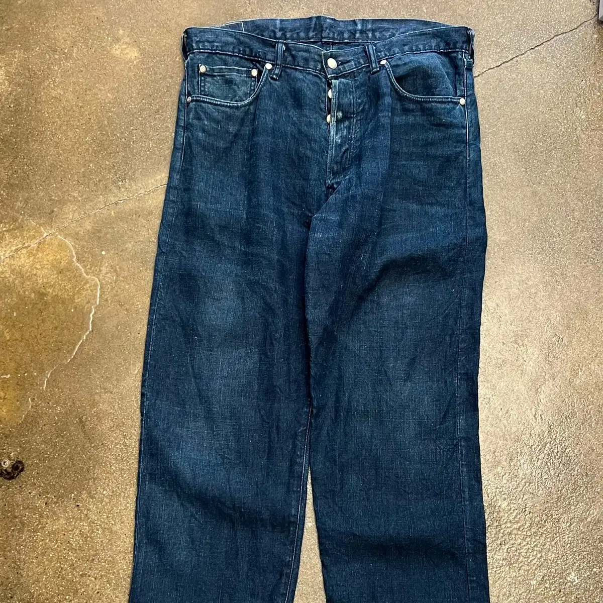 45R denim pants