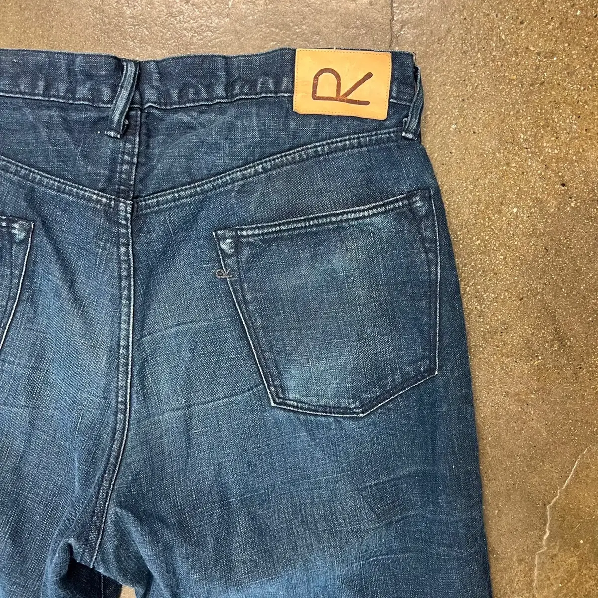 45R denim pants