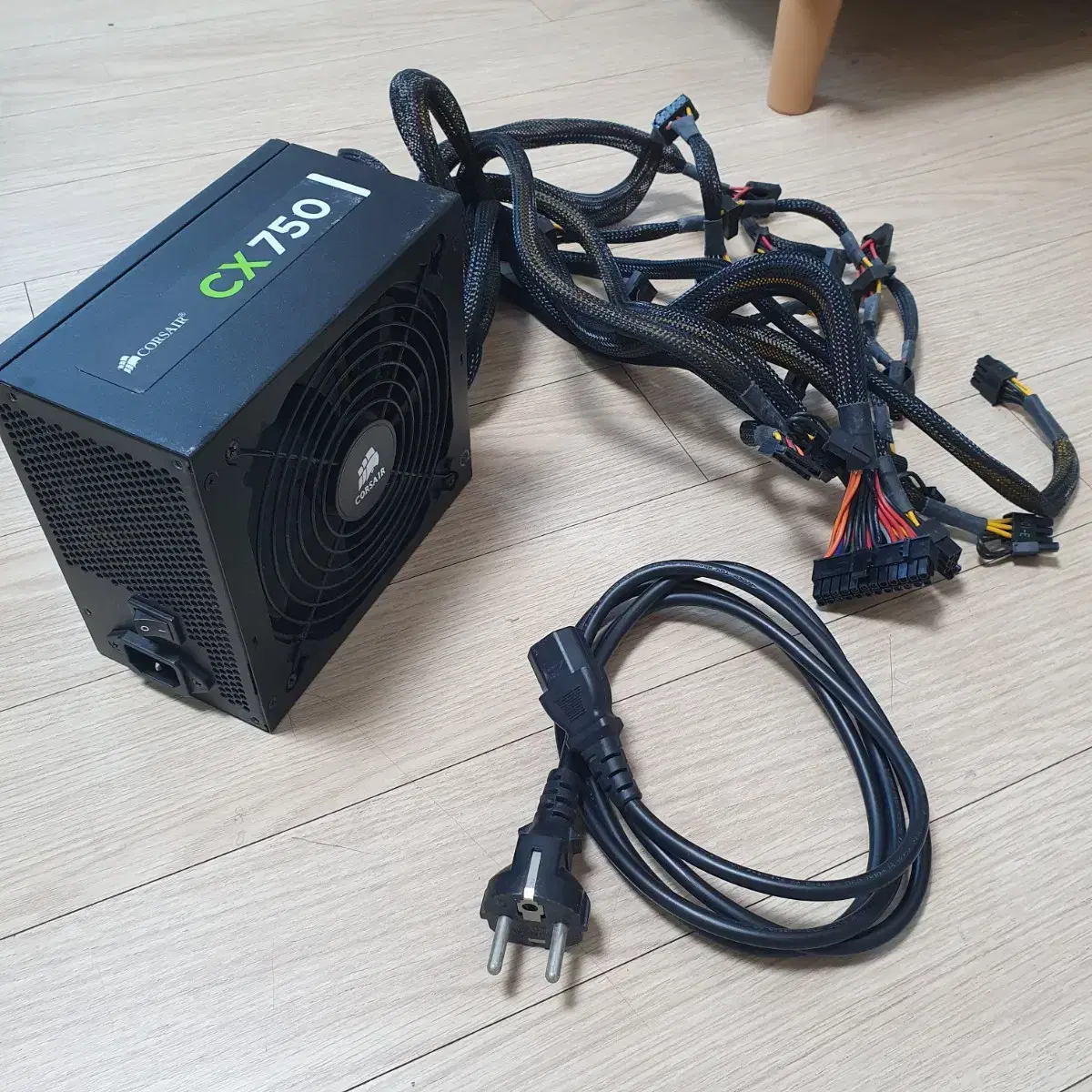 CORSAIR 정격 750W 80PLUS 파워서플라이 ATX pc파워