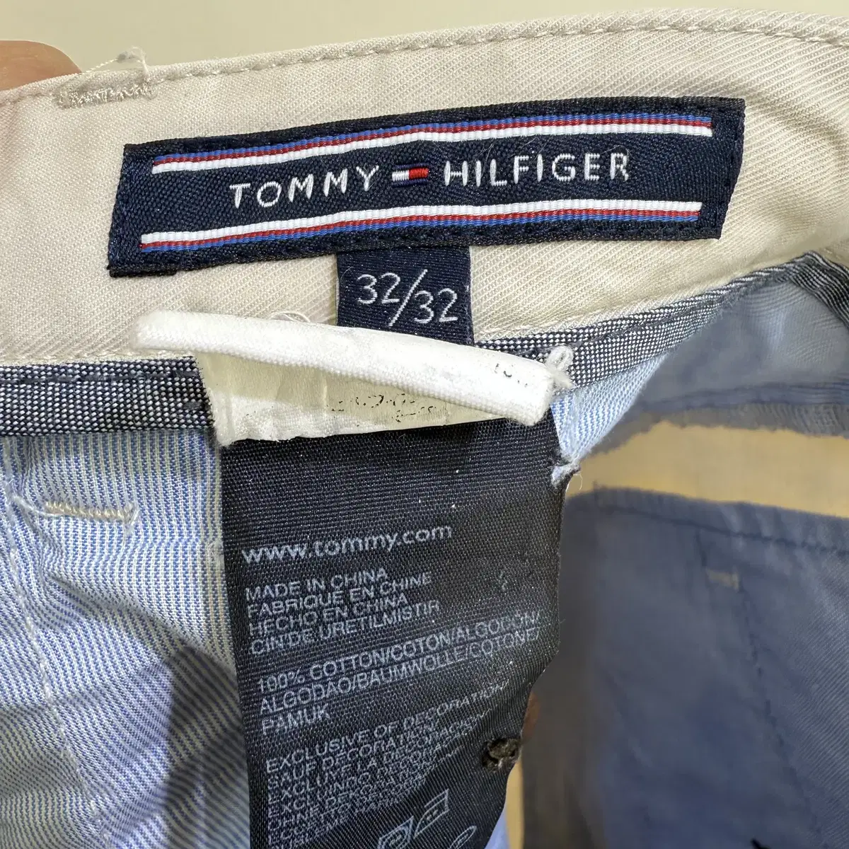 TOMMY HILFIGER 베이지 치노팬츠