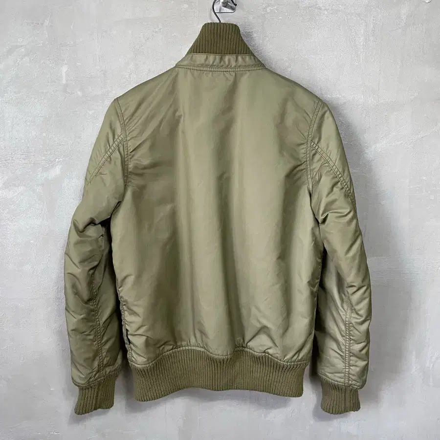 Alpha Industries  ma-1 Jacket