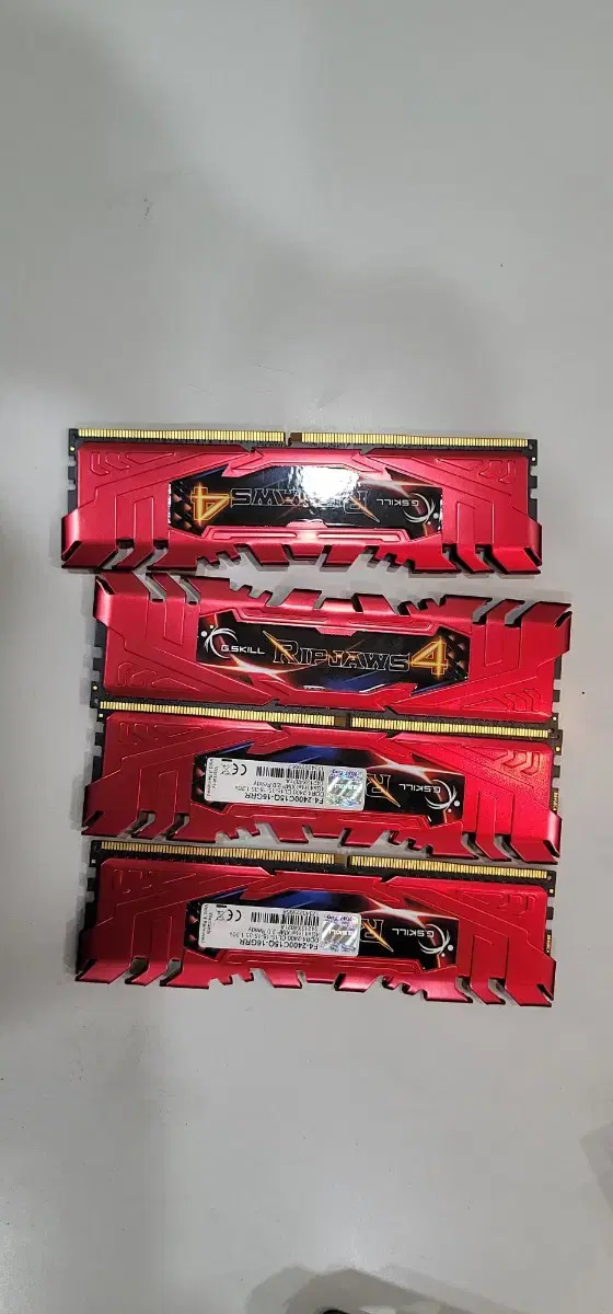 g.skill  DDR4 4기가램