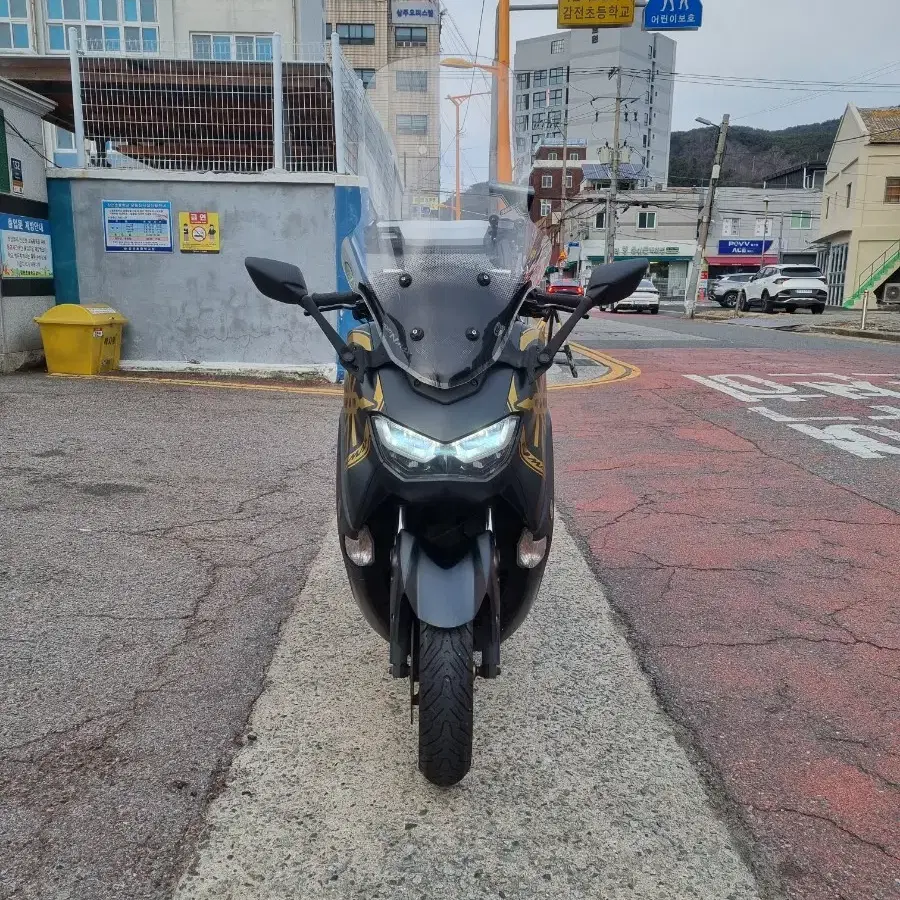 nmax125.22년식팝니다 실키로 무꿍무슬립무사고