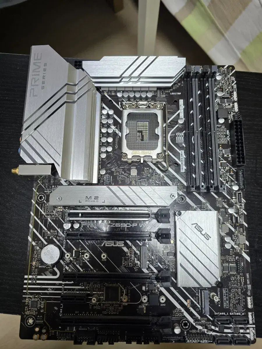 [Motherboard] ASUS Prime z690-p wifi (no box)