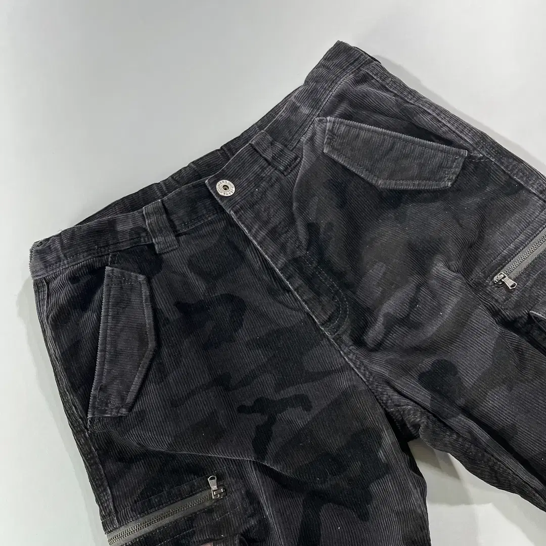 [HANS JEANS] 빈티지 코듀로이 카모 카고팬츠