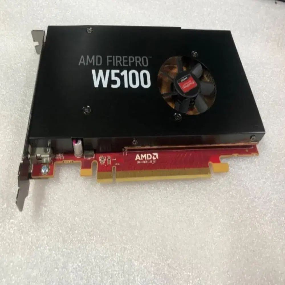 Amd firepro w5100 4gb 팝니다