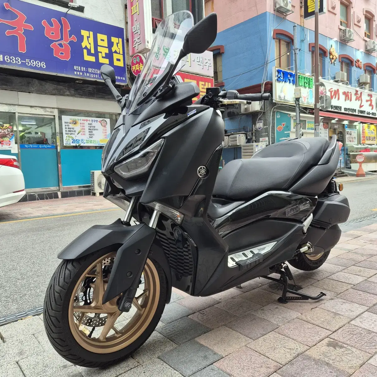 센터판 S급 YAMAHA XMAX300 판매합니다.