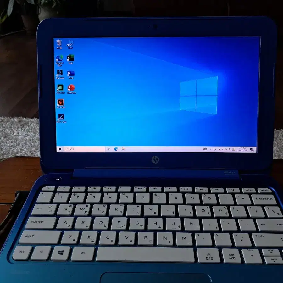 HP 11.6" 노트북 2GB, SSD32G, WINDOW10