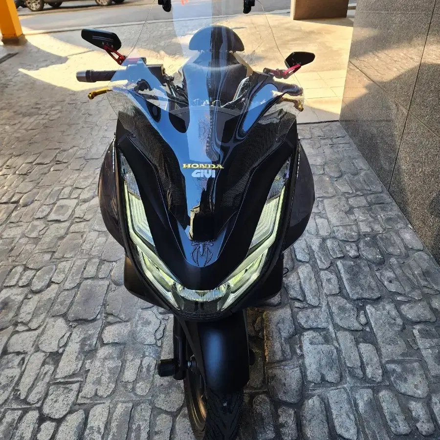 PCX125 abs 22년식 멧블랙 판매합니다