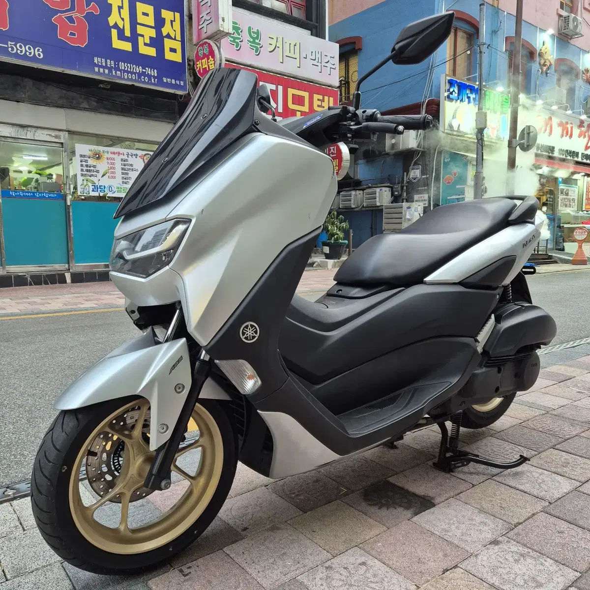 센터판 S급 YAMAHA NMAX125 판매합니다.