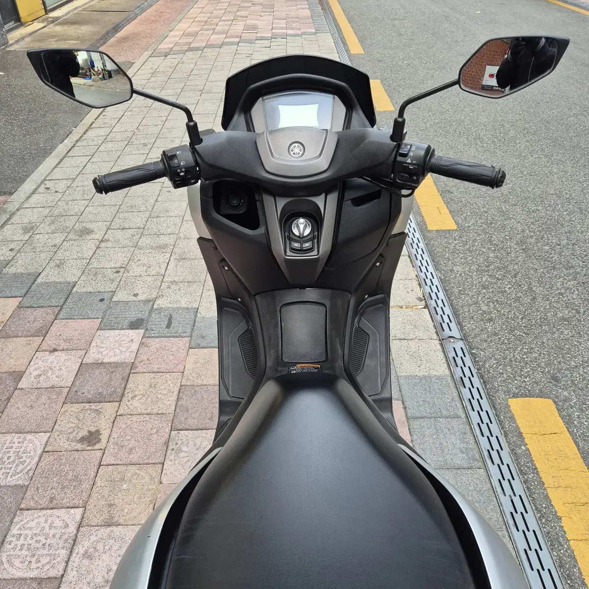 센터판 S급 YAMAHA NMAX125 판매합니다.