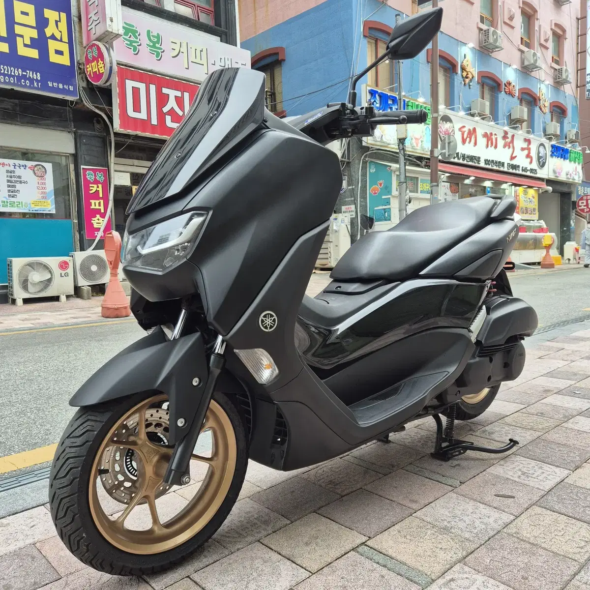 센터판 S급 YAMAHA NMAX125 판매합니다.