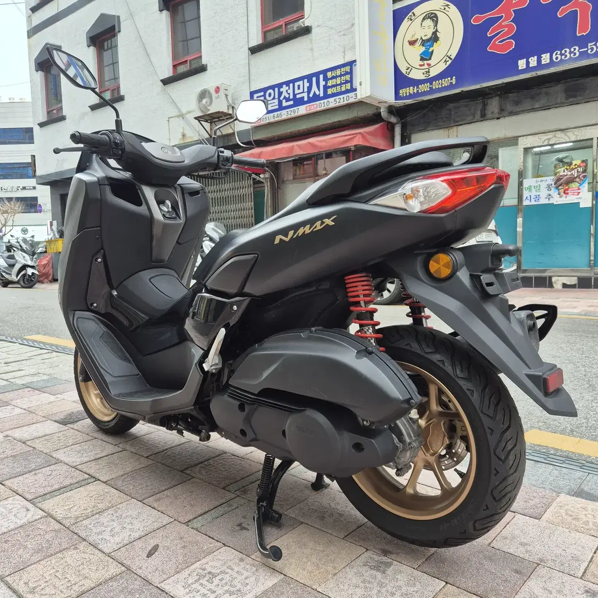 센터판 S급 YAMAHA NMAX125 판매합니다.