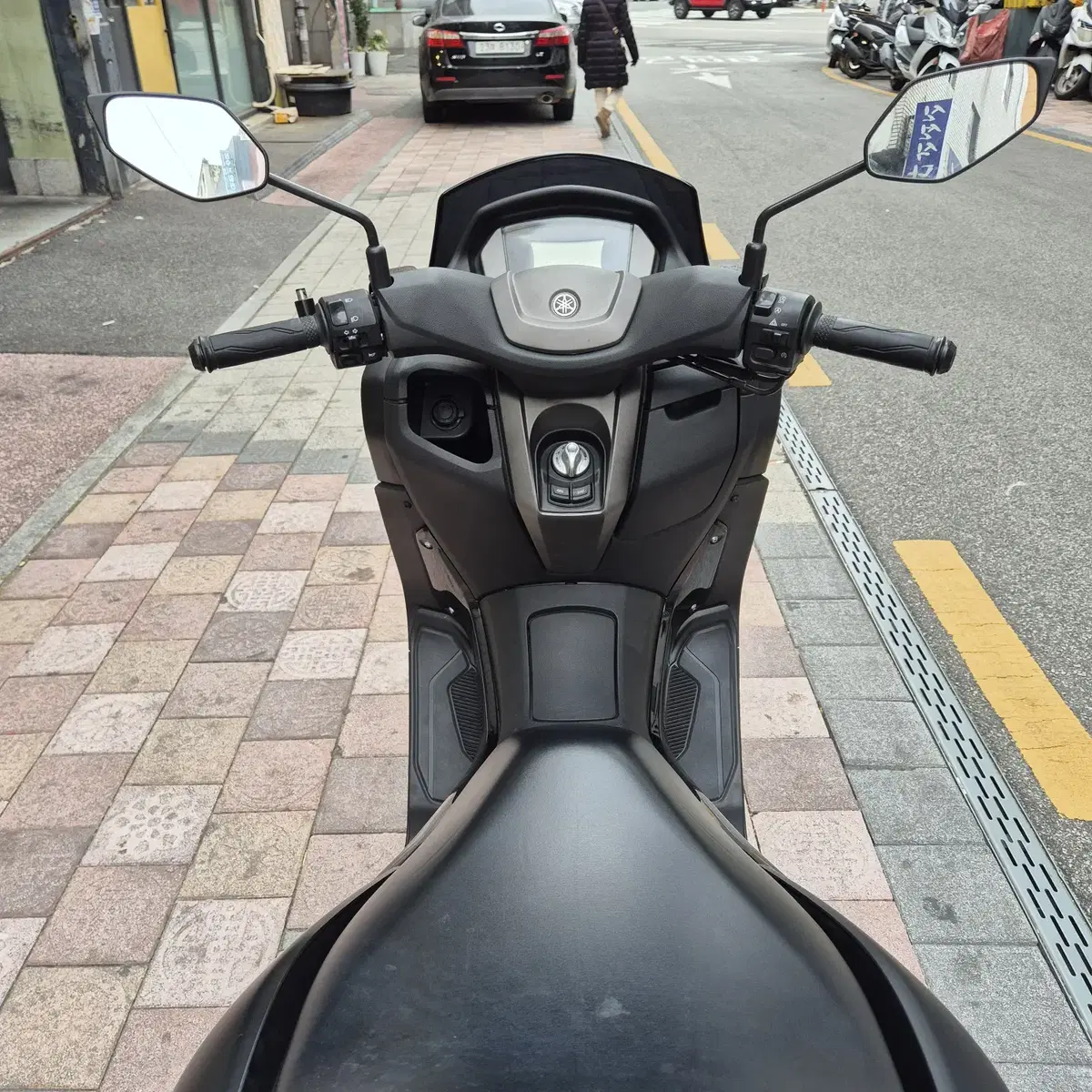 센터판 S급 YAMAHA NMAX125 판매합니다.