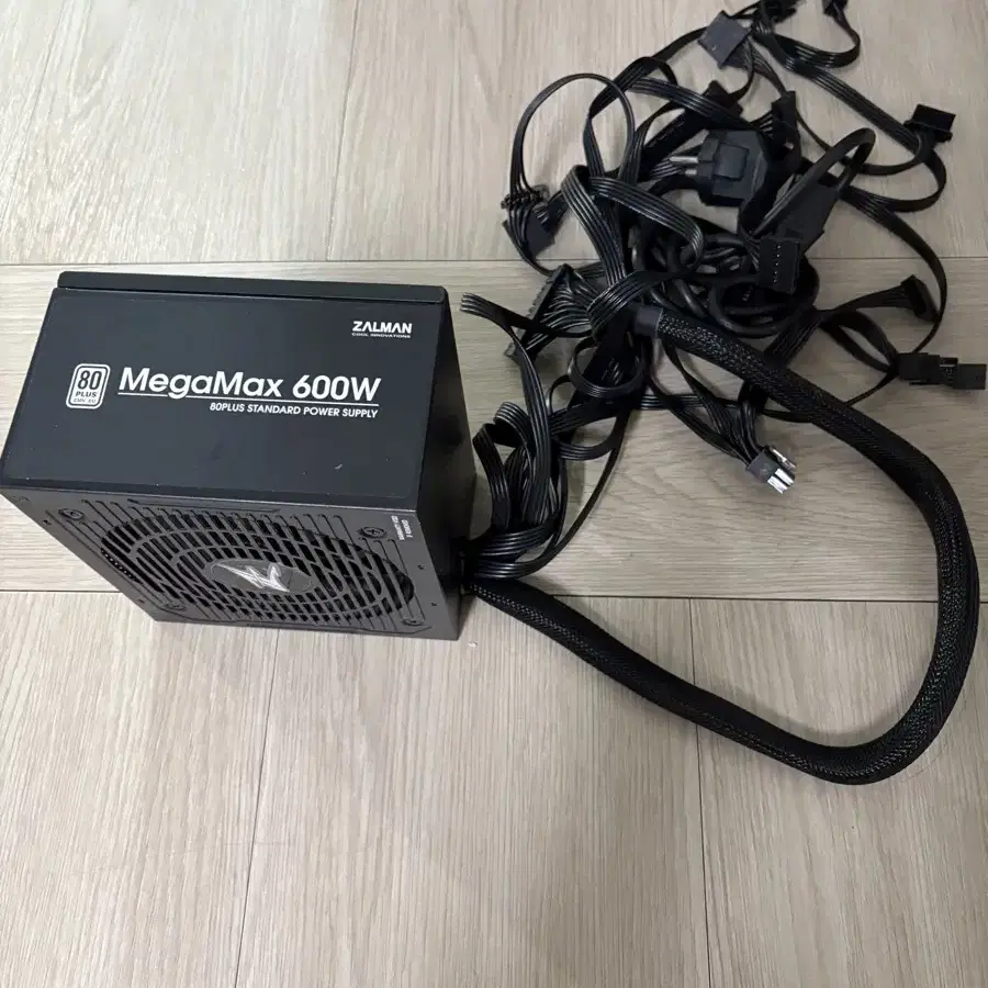 Zalman power supply 잘만 파워 서플라이 600W