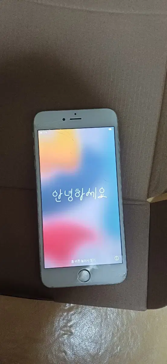 아이폰6S 팝니다.