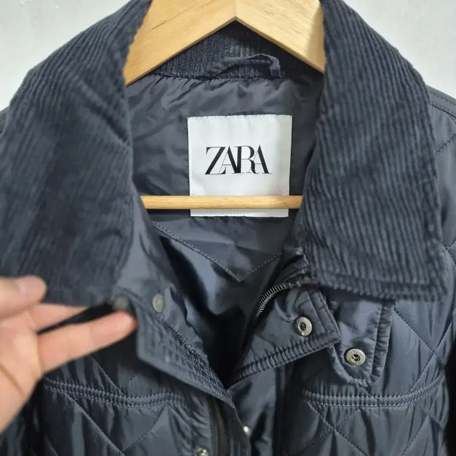 자라맨(ZARA MAN) 퀄팅자켓 판매