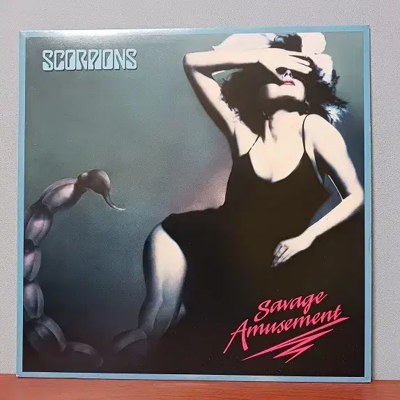 Scorpions  " Savage Amusement "