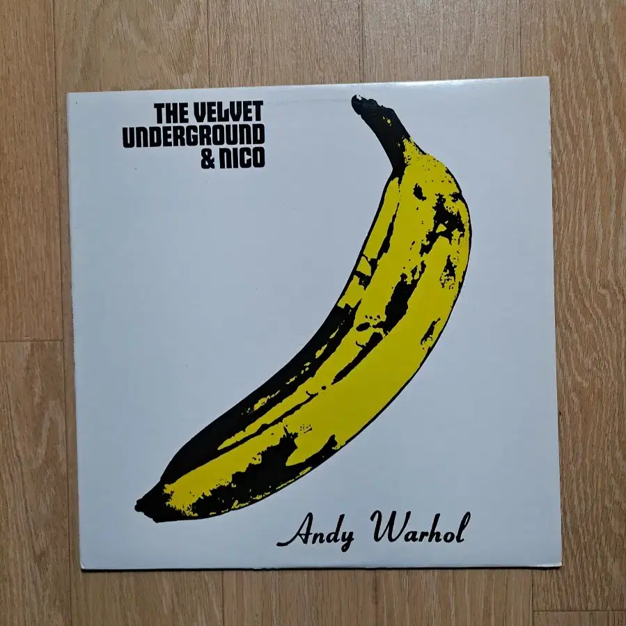 VELVET UNDERGROUND & NICO