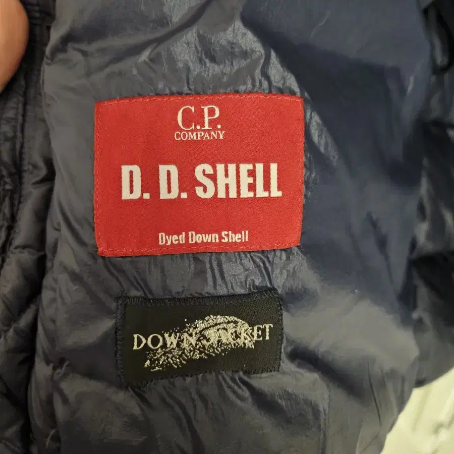 cp컴퍼니 디디쉘 dd shell 패딩 50사이즈(국내 100~105)