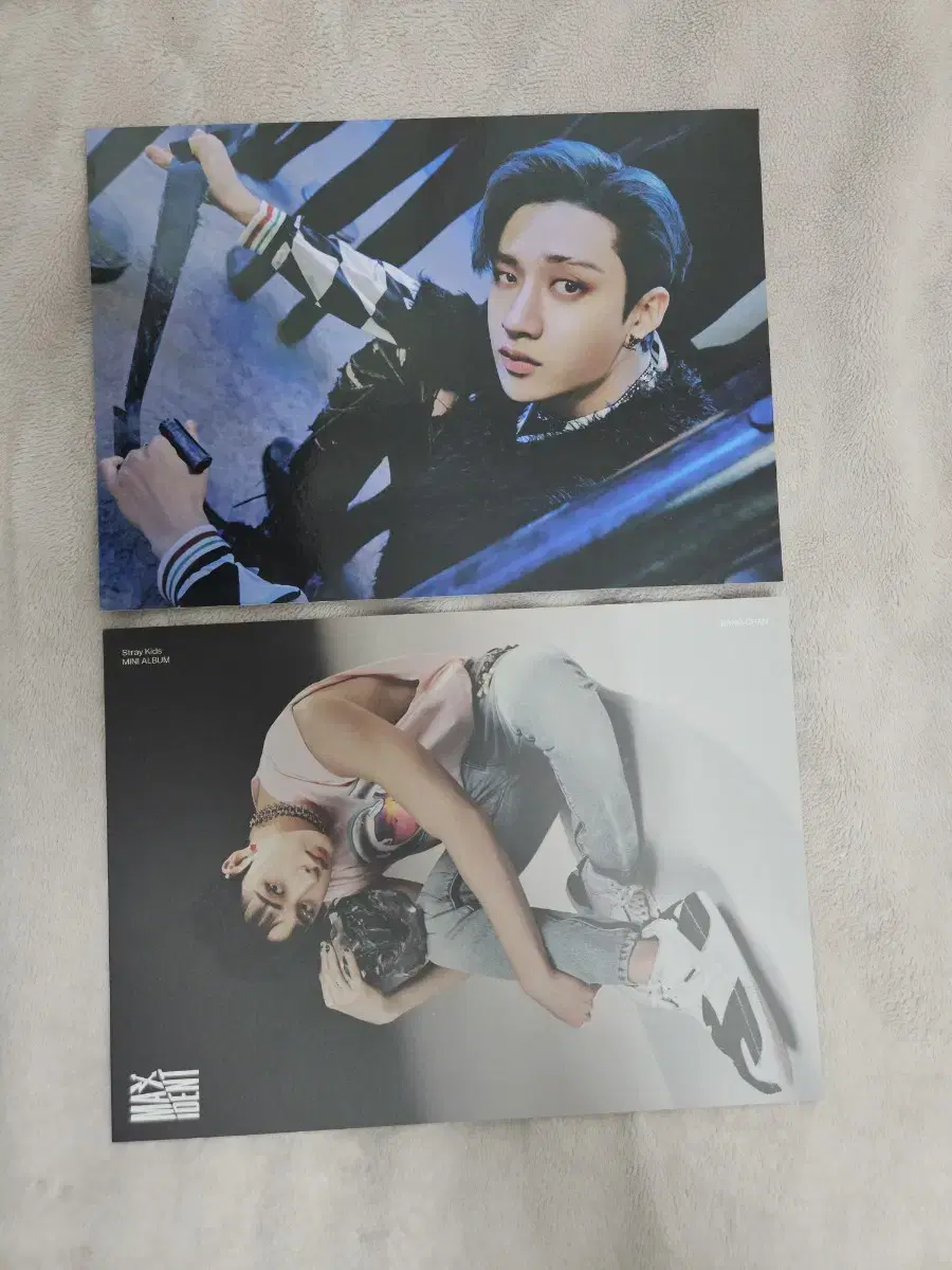 Straykids bang chan Ordinary Maximum Poster postcard album Components