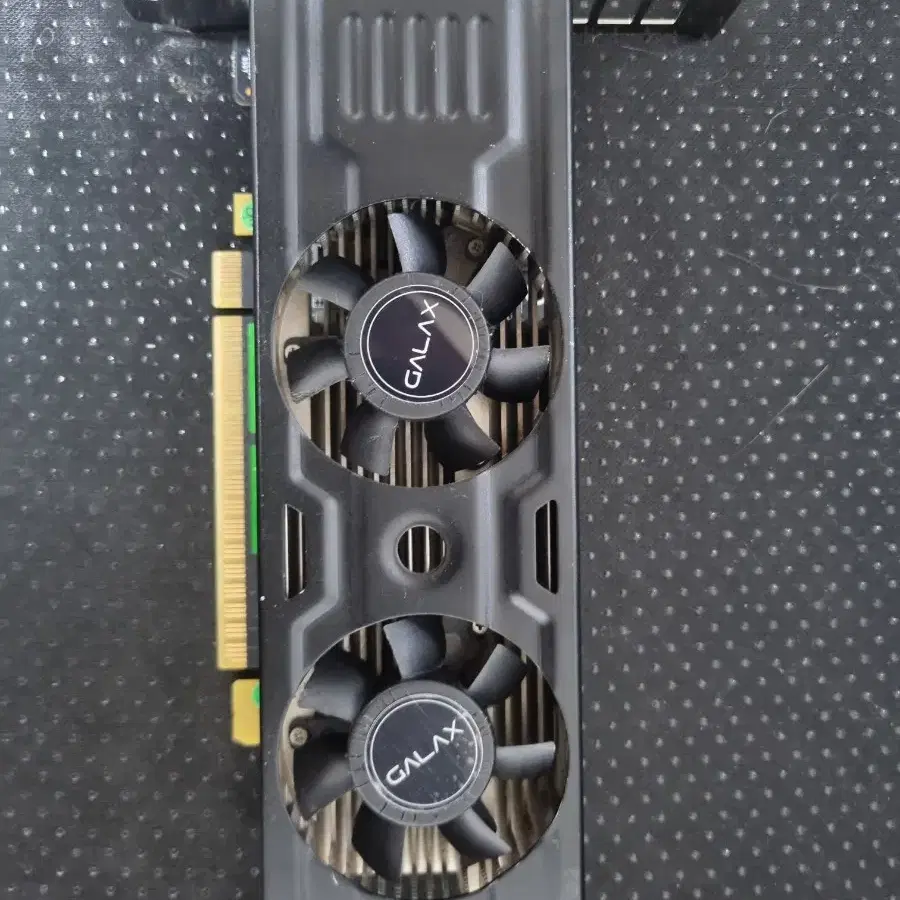 그래픽카드 판매합니다 gtx1650 lp형