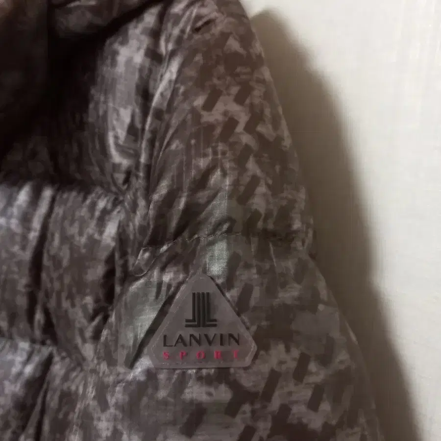 랑방 LANVIN  구스패딩         날씬 100