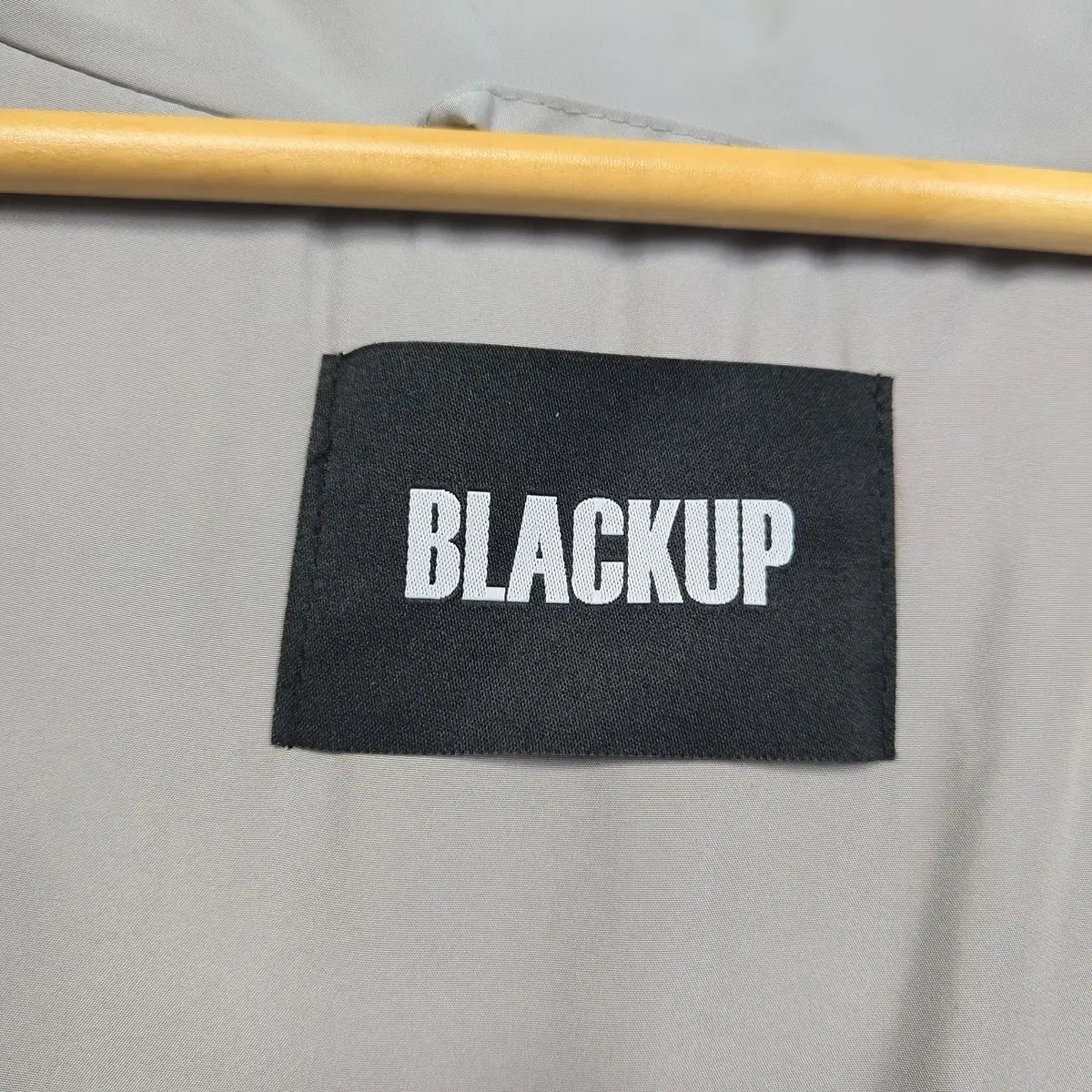 [F] BLACK UP 블랙업 네프 크롭 패딩