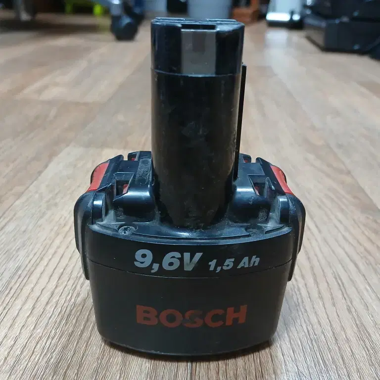 BOSCH KR22/42 9.6V 1.5Ah 전동드릴 배터리 충전불량