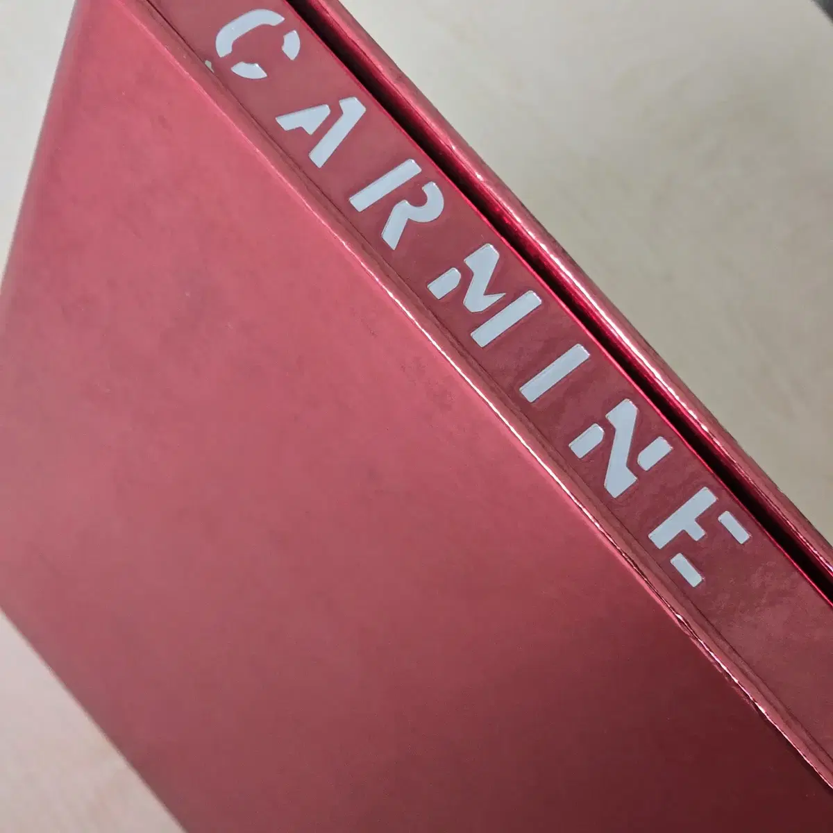 사다모토 요시유키 CARMINE 일러스트집 양장본 (아웃케이스 포함)