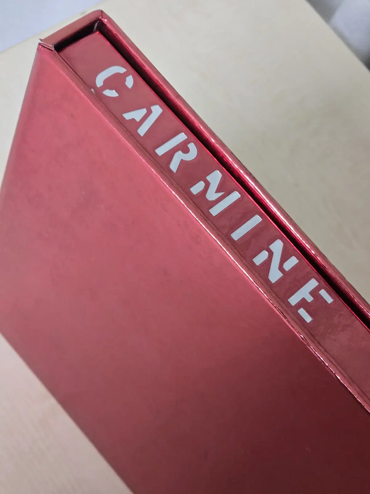 사다모토 요시유키 CARMINE 일러스트집 양장본 (아웃케이스 포함)