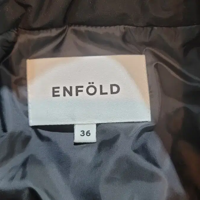 ENFOLD 엔폴드 여성 경량 자켓 사이즈는 36 검정색