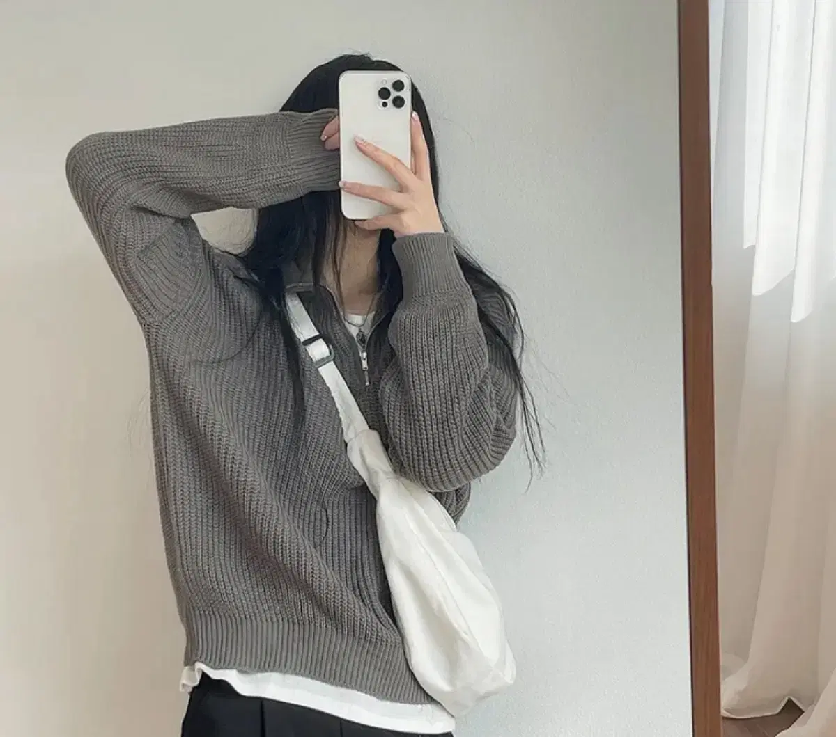 Loose-fit turtleneck high-neck kara Vahn zip-up knit